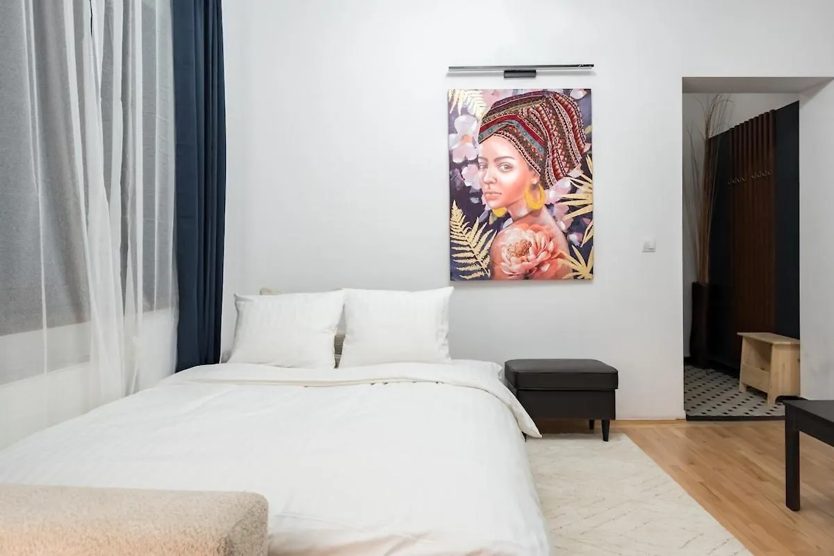 Sunny 2Br Roof Top Flat - Amazing Terrace Bucharest Apartment